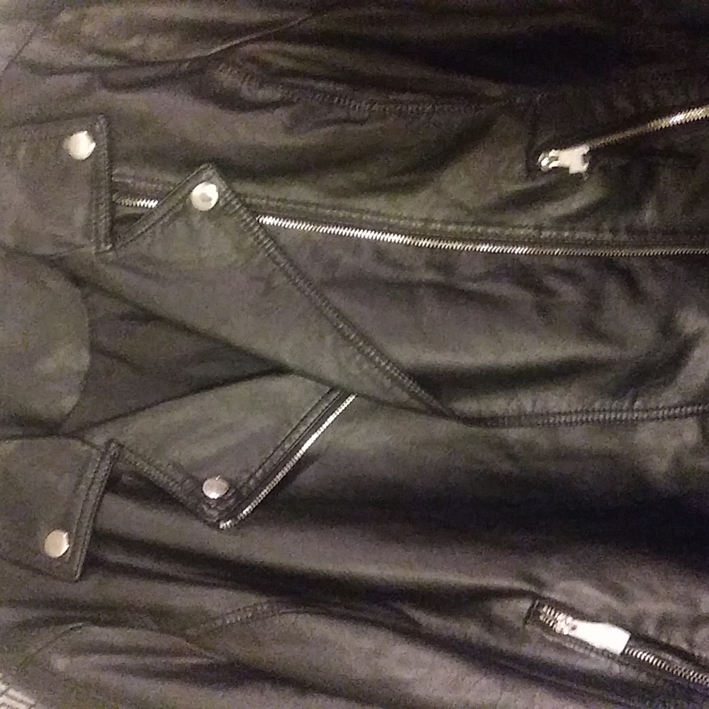 Black Jacqueline Smith collection size XL